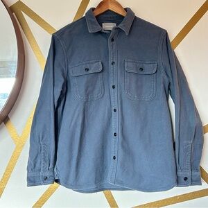 Everlane the heavyweight overshirt in blue large work shirt uniform
